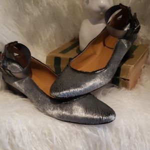 Right Bank Shoe Company silver ponyhair ankle stra